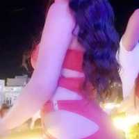 Mezitli'nin çekici ve tecrübeli kızı ile ilk deneyiminizi yaşayın